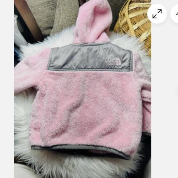 The North Face Infant Girls Pink Hoodie Fleece Jacket Size 3-6 Months - Picture 3 of 5